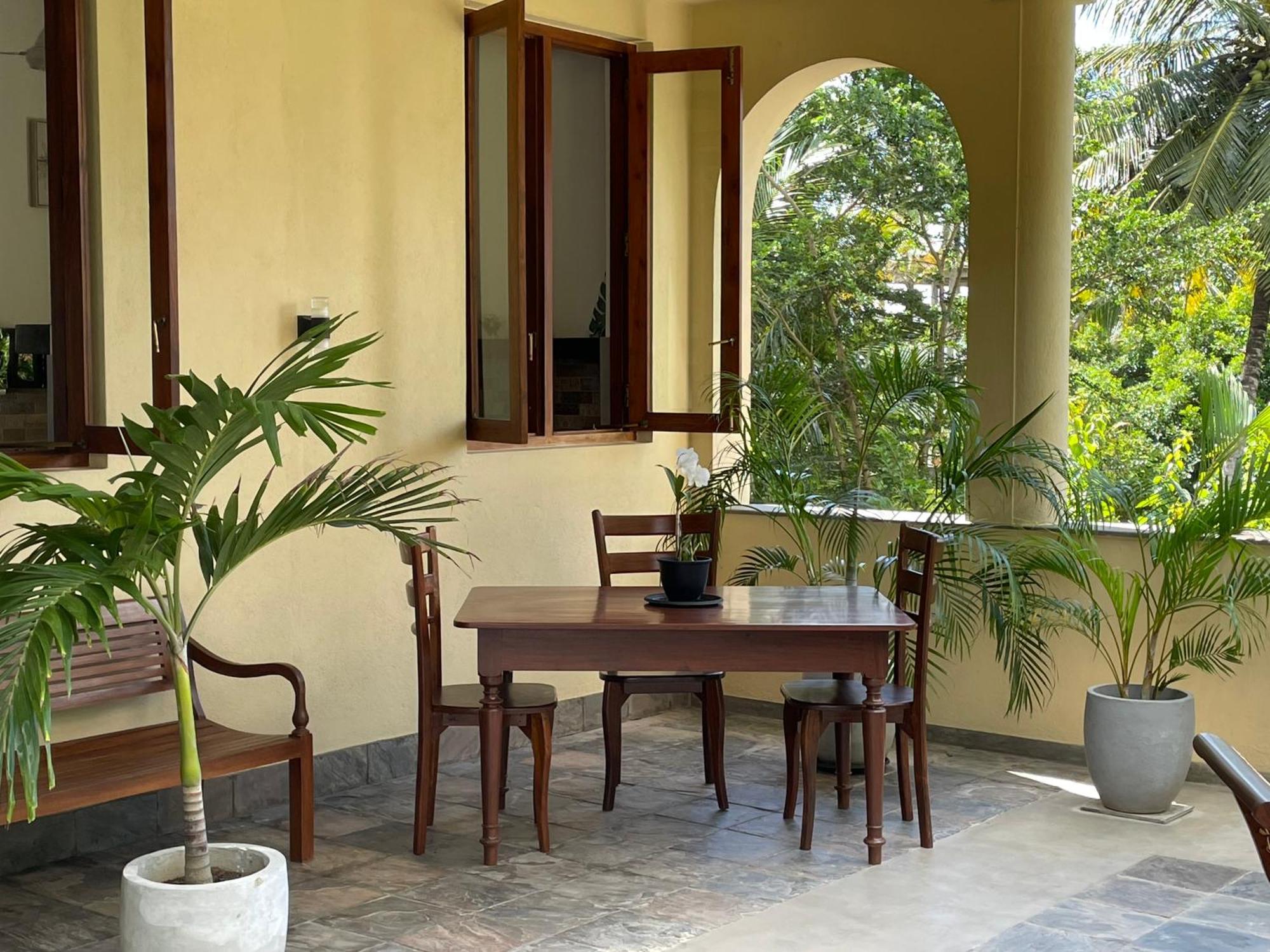 Khomba Lodge Tangalle Esterno foto